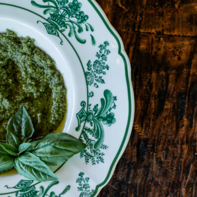 Italian catering and tuscan food for an homemade pesto